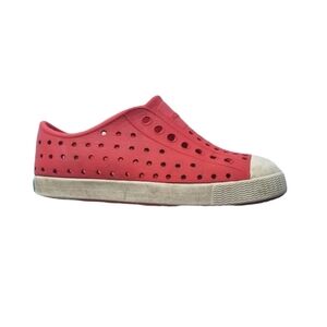 Native Jefferson Unisex Toddler Torch Red Slip On Rubber Water Shoes Size C10.